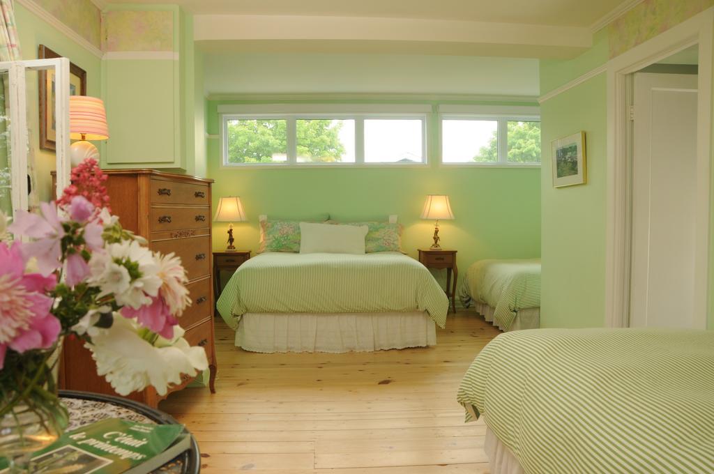 A La Chouette B&B Baie-Saint-Paul Room photo